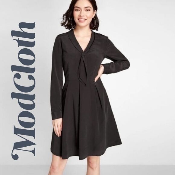 ModCloth Pleasant Confidence Tie Neck Black A-line Dress Size 4 NWT - Picture 1 of 10